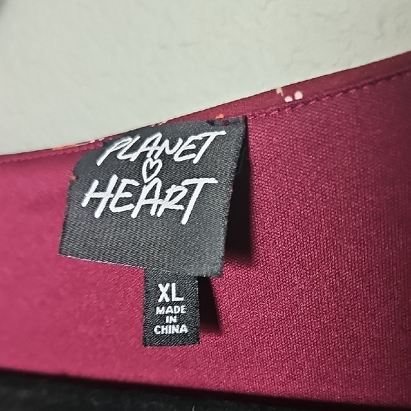 Planet Heart Romantic Date Night Floral Burgundy Peasant Top Medium - Picture 2 of 10